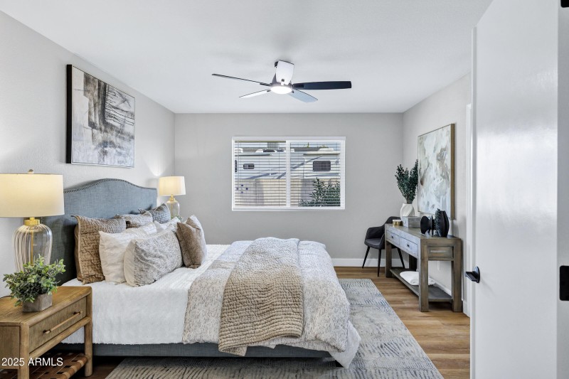 3164 E Carmel Cir-25