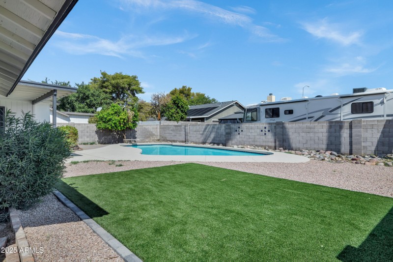 3164 E Carmel Cir-35