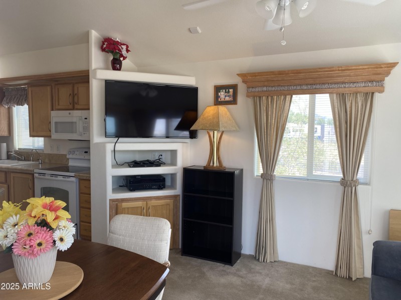 dining:family room
