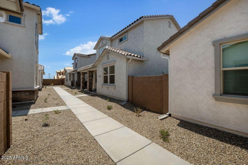 14657 W Sandhill - Ready Now