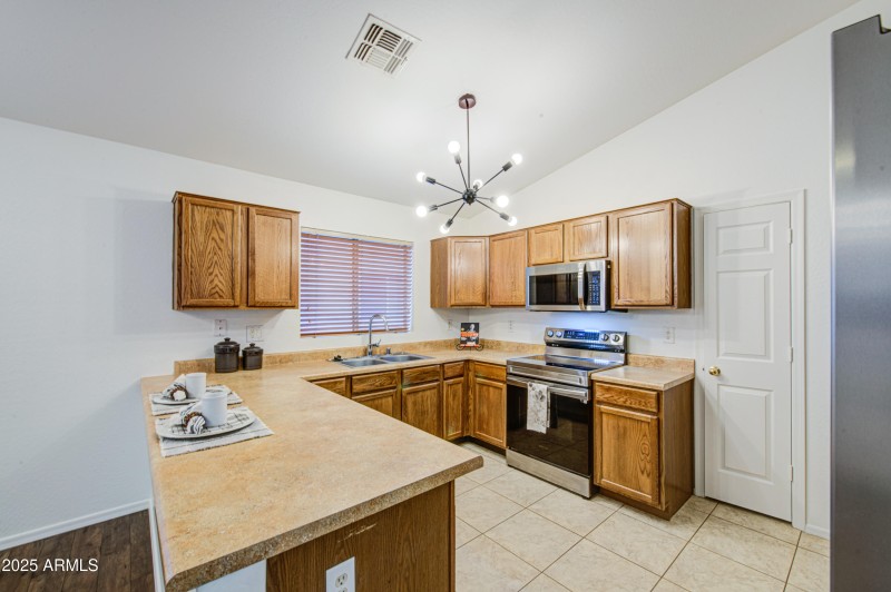 Kitchen & door to pantry