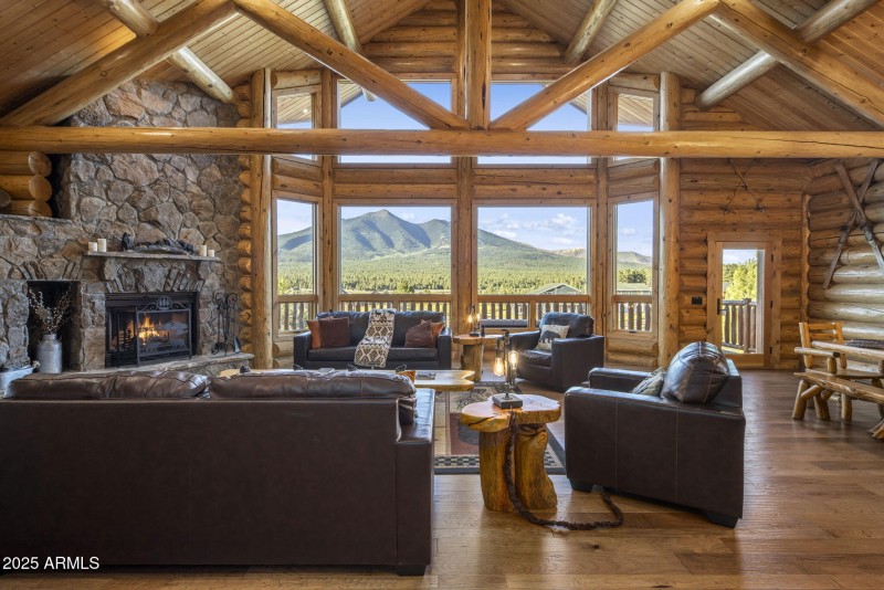 15-web-or-mls-D46A8802