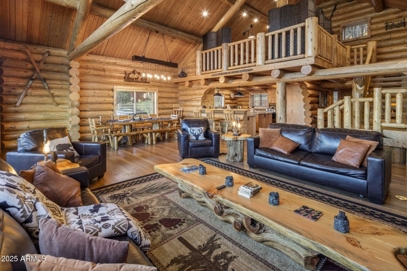 20-web-or-mls-D46A8828