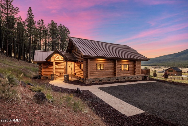 58-web-or-mls-D46A9121