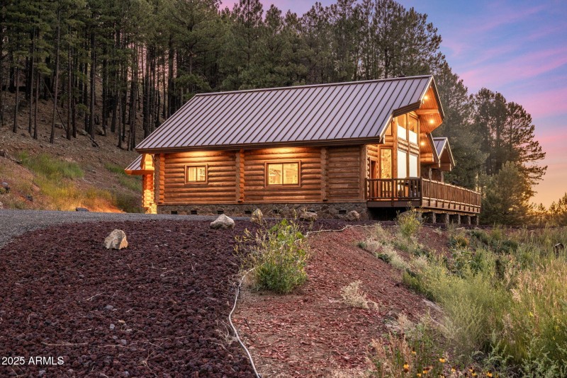 62-web-or-mls-D46A9150