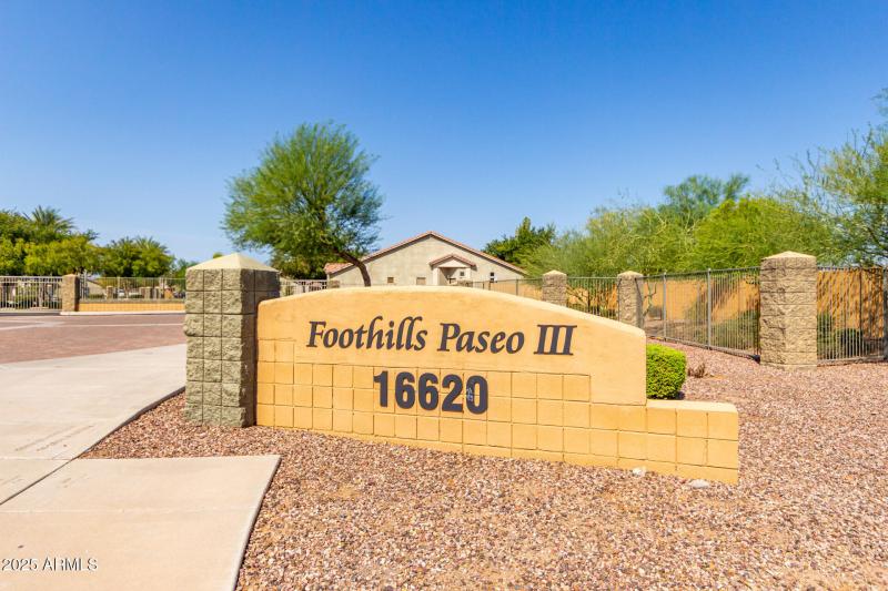 Foothills Paseo