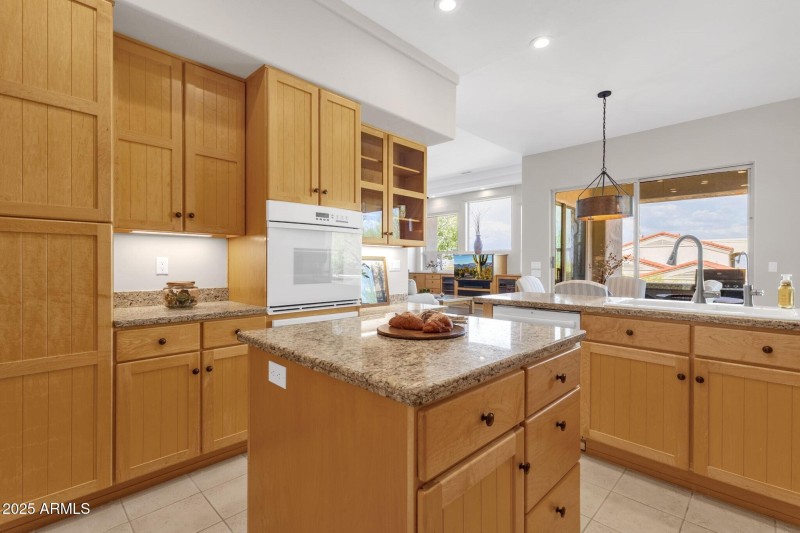 021_Kitchen Island