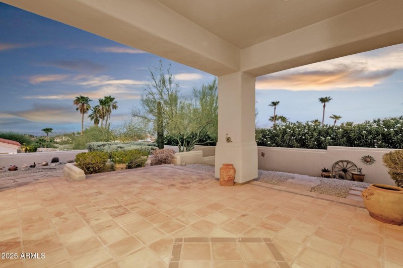 055_Back Side Patio