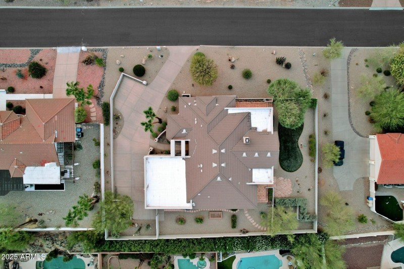 069_Bird's Eye View