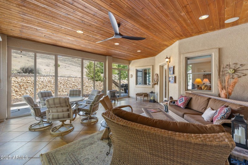 134-Sun Room