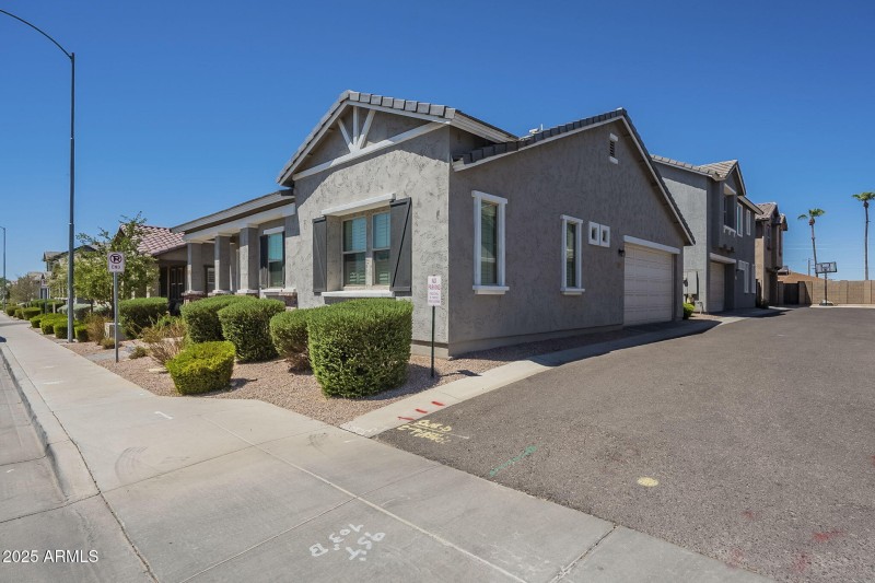 4-web-or-mls-56th-4