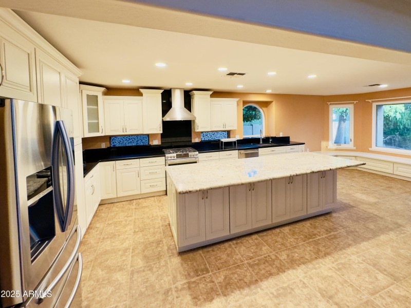 Kitchen 1
