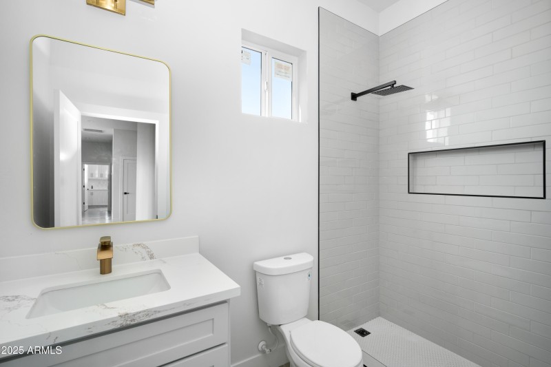 Listing Pictures -2