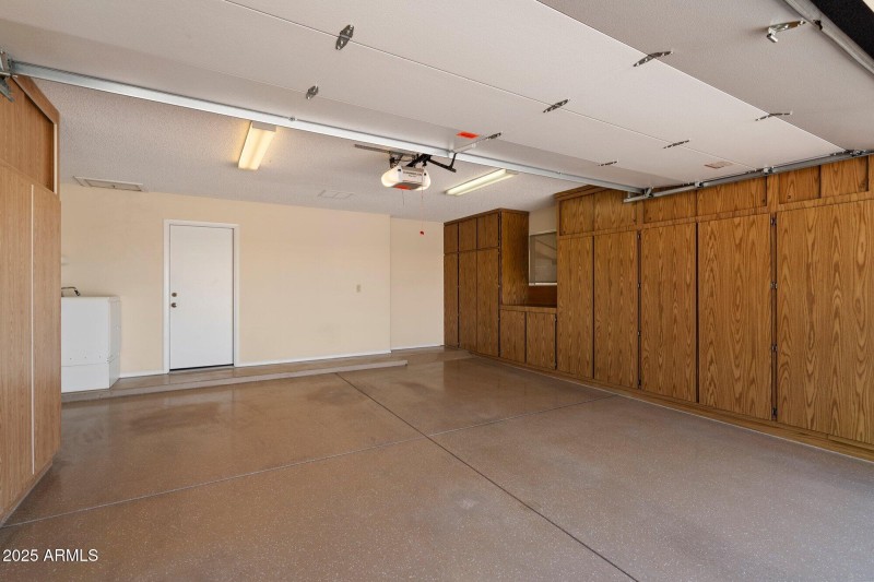 Exceptionally clean 2 car garage & cabin