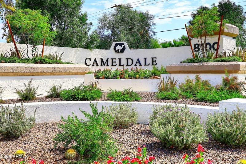 Cameldale-Sign