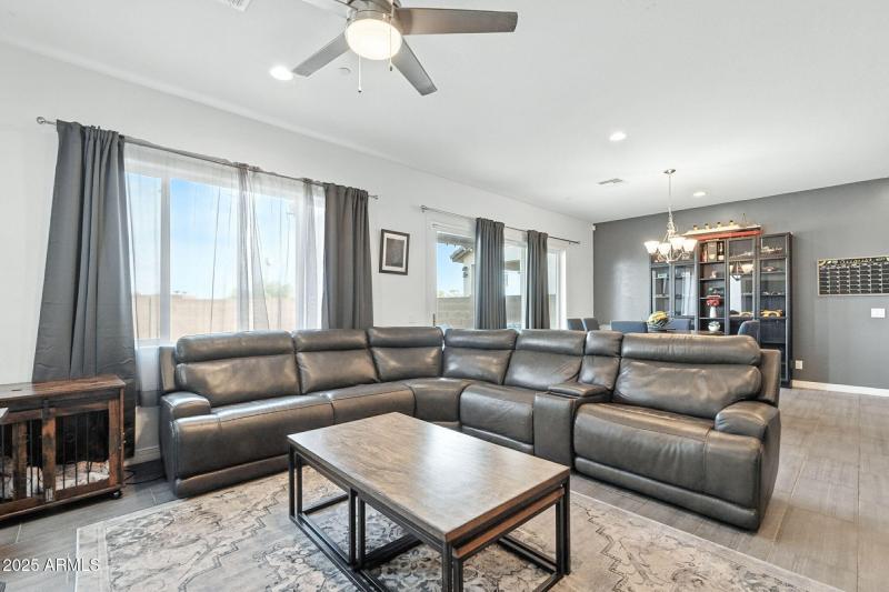 9-web-or-mls-Phelps-9