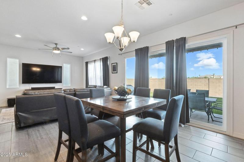 18-web-or-mls-Phelps-18