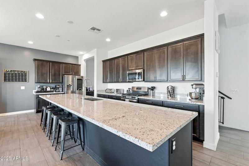 19-web-or-mls-Phelps-19