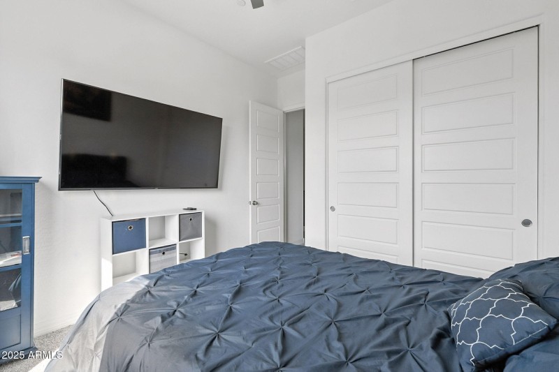 29-web-or-mls-Phelps-29