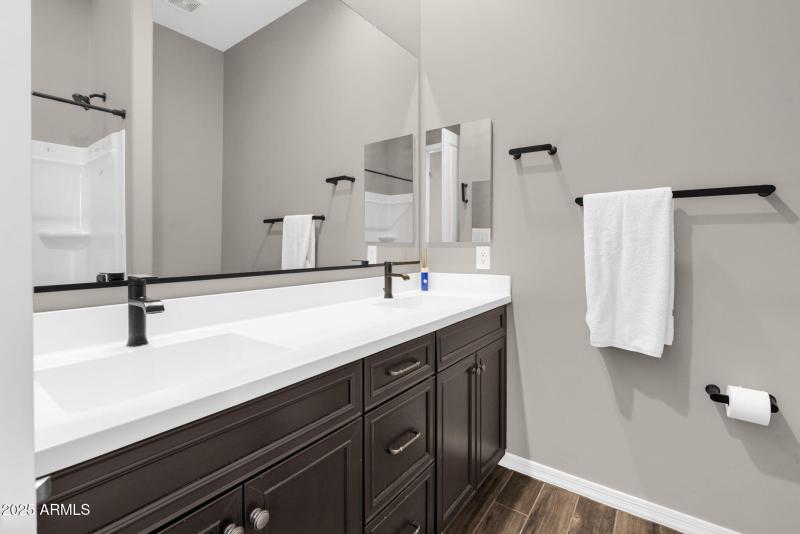 24-web-or-mls-368A1133