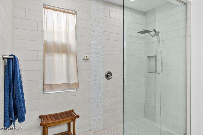 PhotoMastBath2