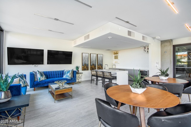 Social Room
