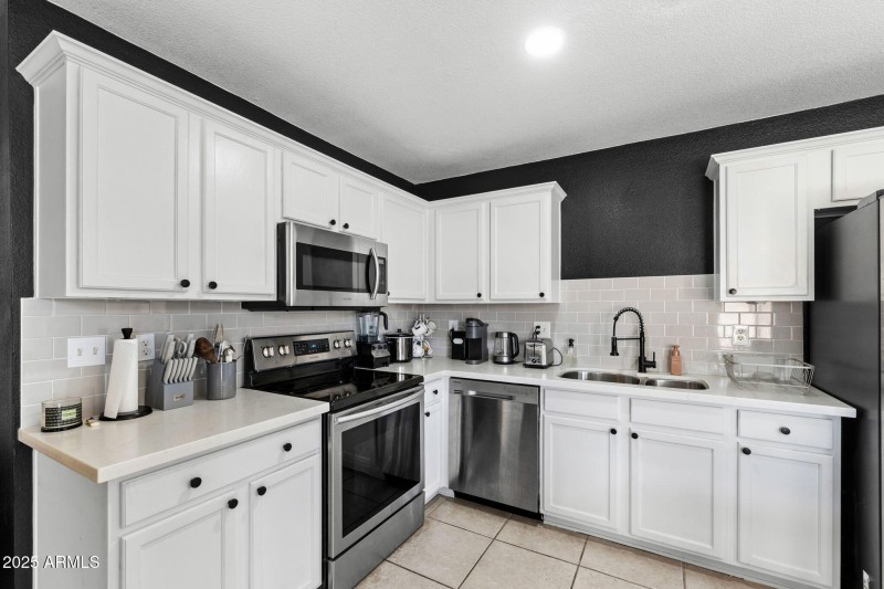 04__3454 S Chaparral Rd