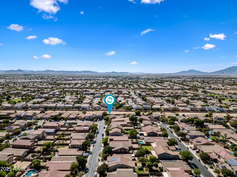 17-19228NLR-ocupix-SS