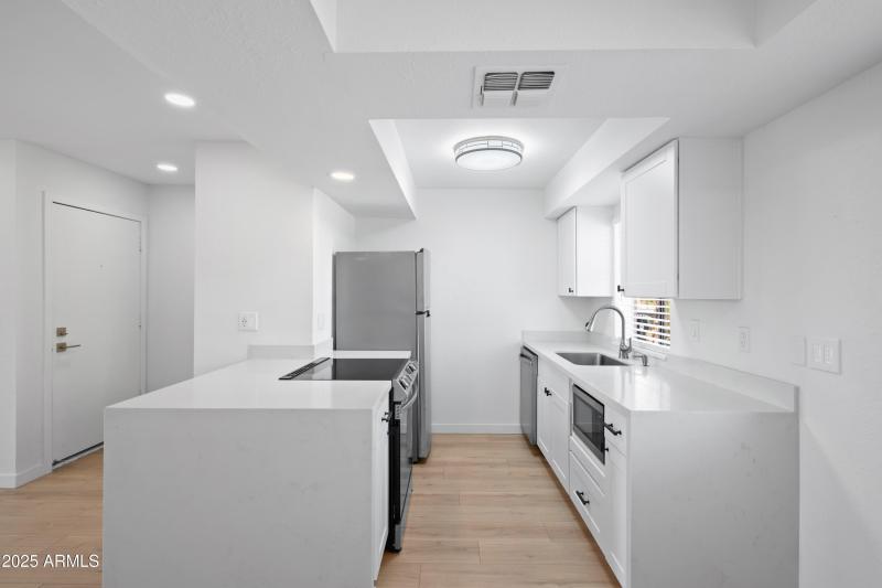 4444 E Paradise Village PKWY 08-Kitchen