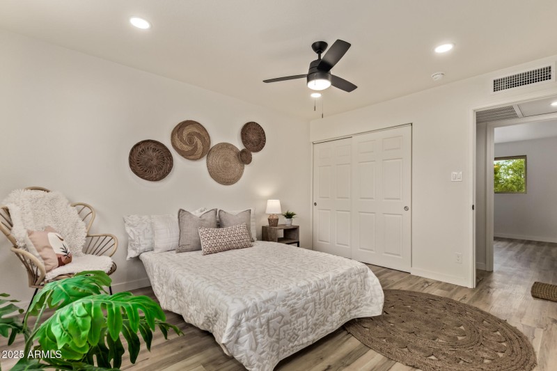 20 West Citrus