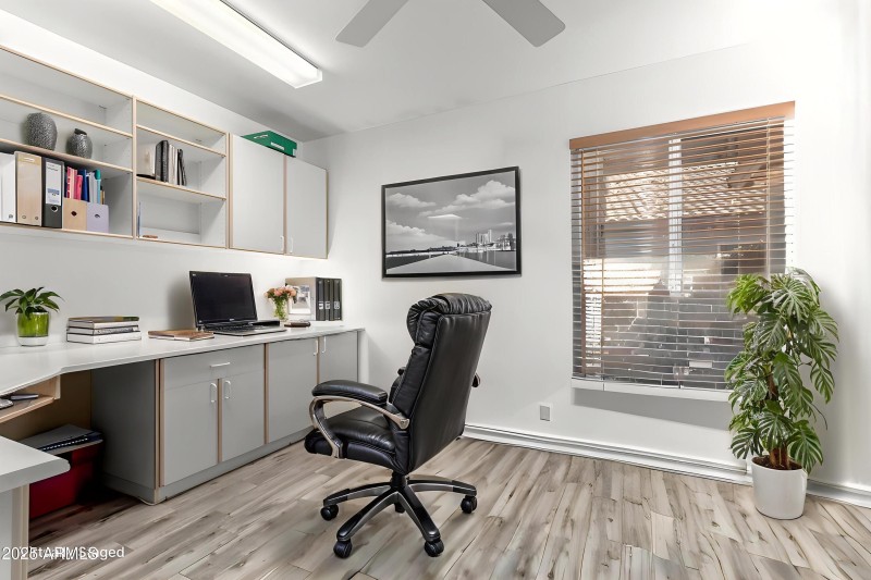 Den with built-ins