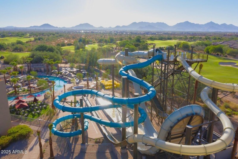 JW Marriott water park