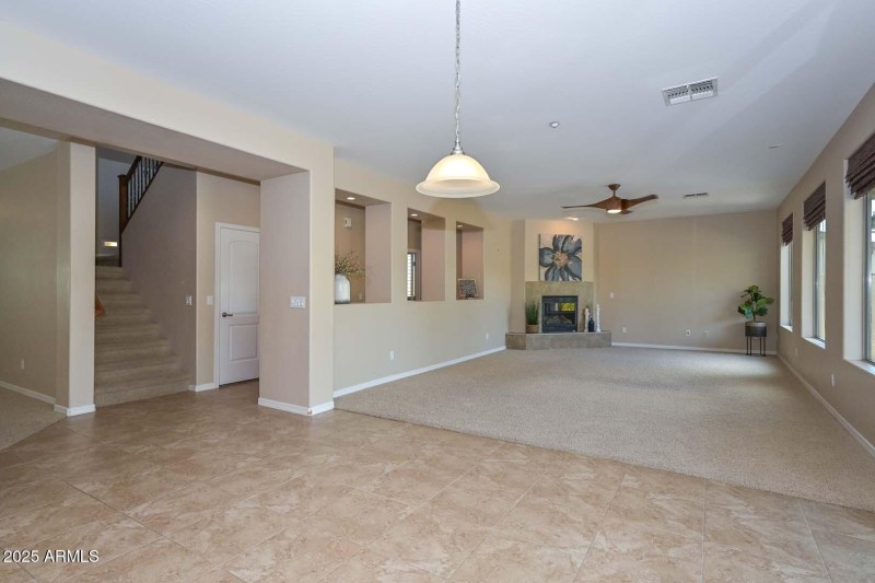 Breakfast Room-Family Room