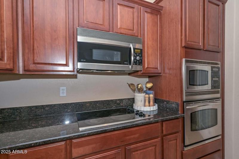 Kitchen-Stove