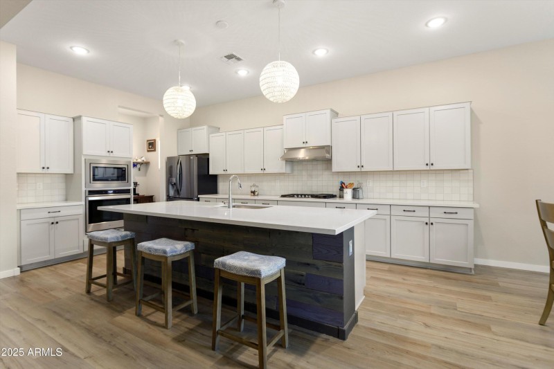 Pendant Lights at Kitchen