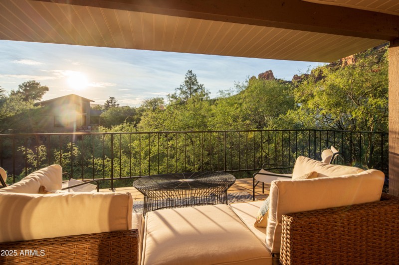 JL_125SycamoreSt-exteriors-06