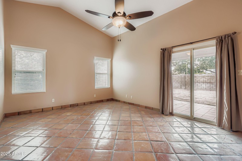 465 E Halifax Street - MLS Sized - 018 -