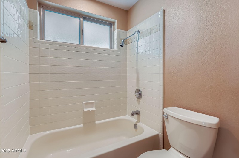 465 E Halifax Street - MLS Sized - 021 -