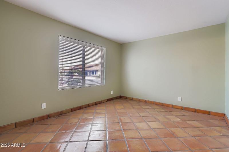 465 E Halifax Street - MLS Sized - 022 -