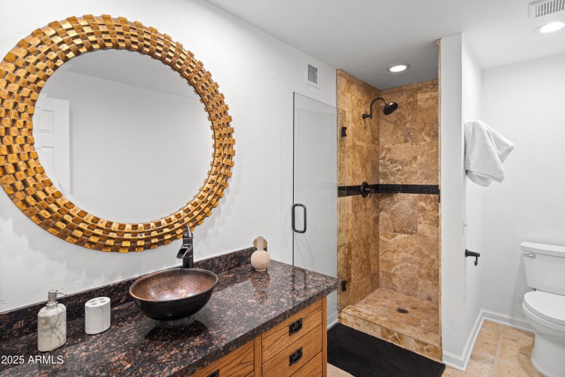 JL_125SycamoreSt-interiors-LowerLevel-04