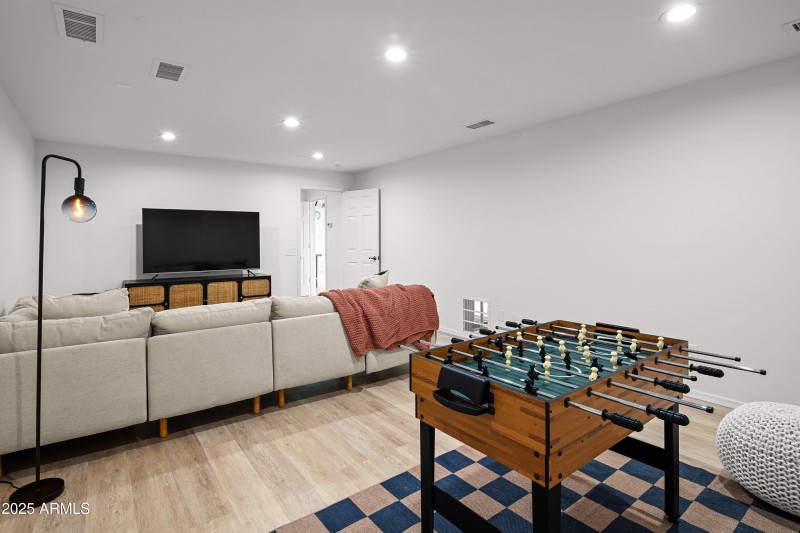 JL_125SycamoreSt-interiors-LowerLevel-06