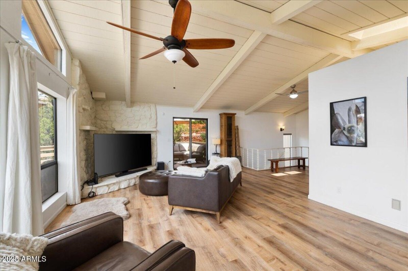 10-Living Room