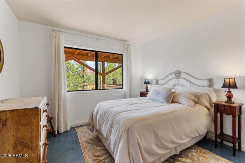 28-Bedroom