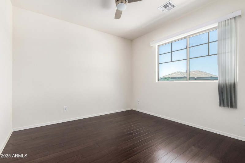 Bedroom 1-1