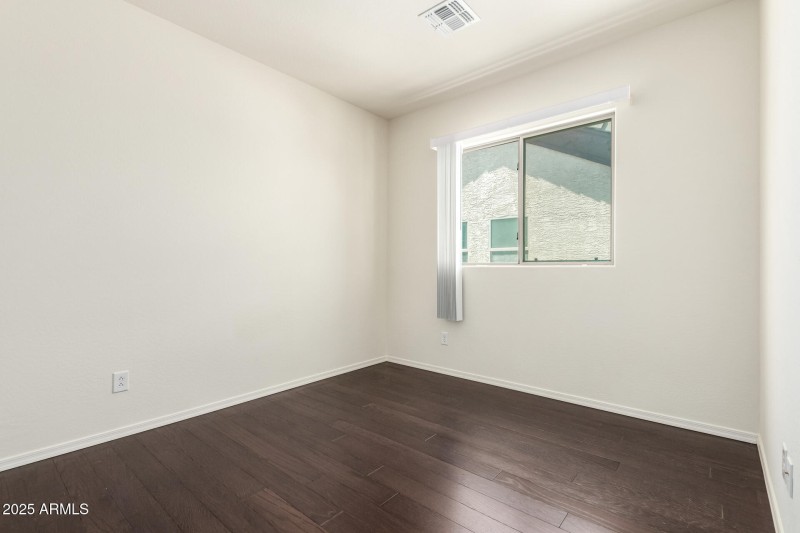 Bedroom 2-1