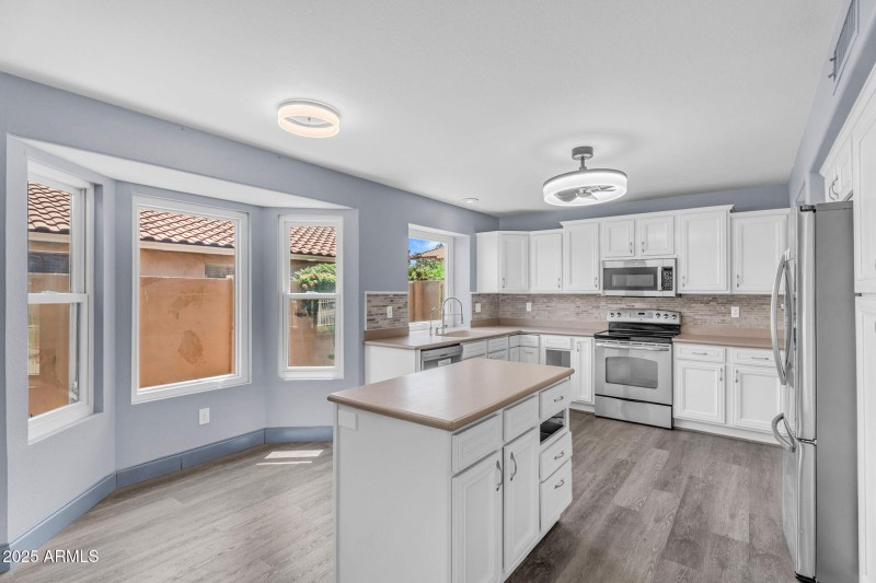 10-web-or-mls-Pennington-10