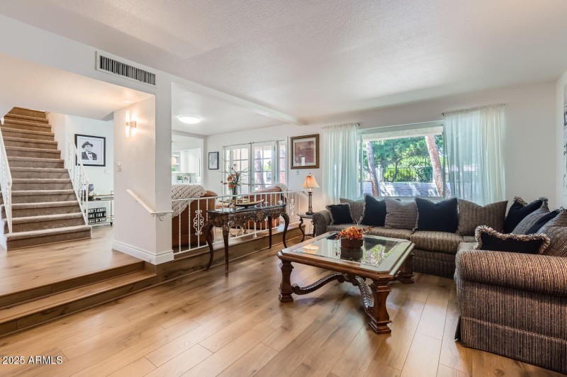 1305 e. steamboat bend dr - Web Quality