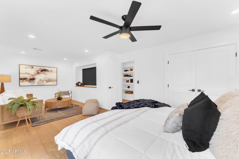 Large Secondary Suite