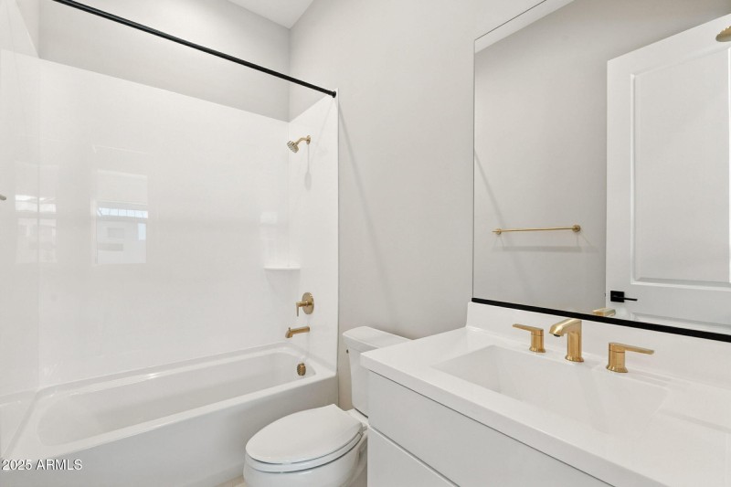 20-web-or-mls-Middlebury-20 (2)