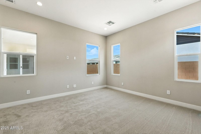 25-web-or-mls-Middlebury-25 (2)